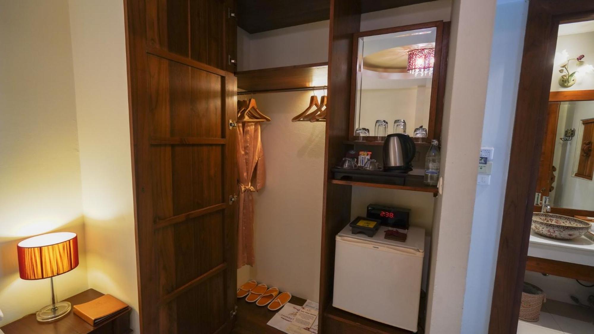Kodchasri Thani Hotel Chiangmai Csiangmaj Kültér fotó