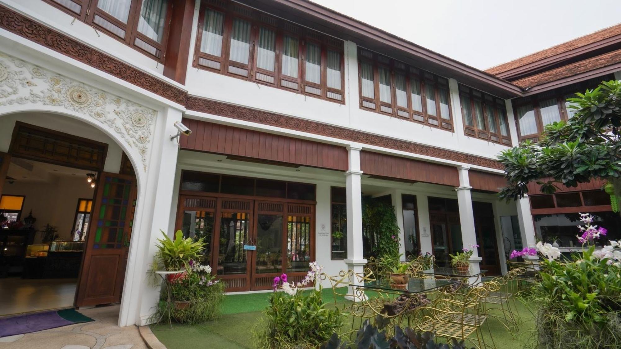 Kodchasri Thani Hotel Chiangmai Csiangmaj Kültér fotó